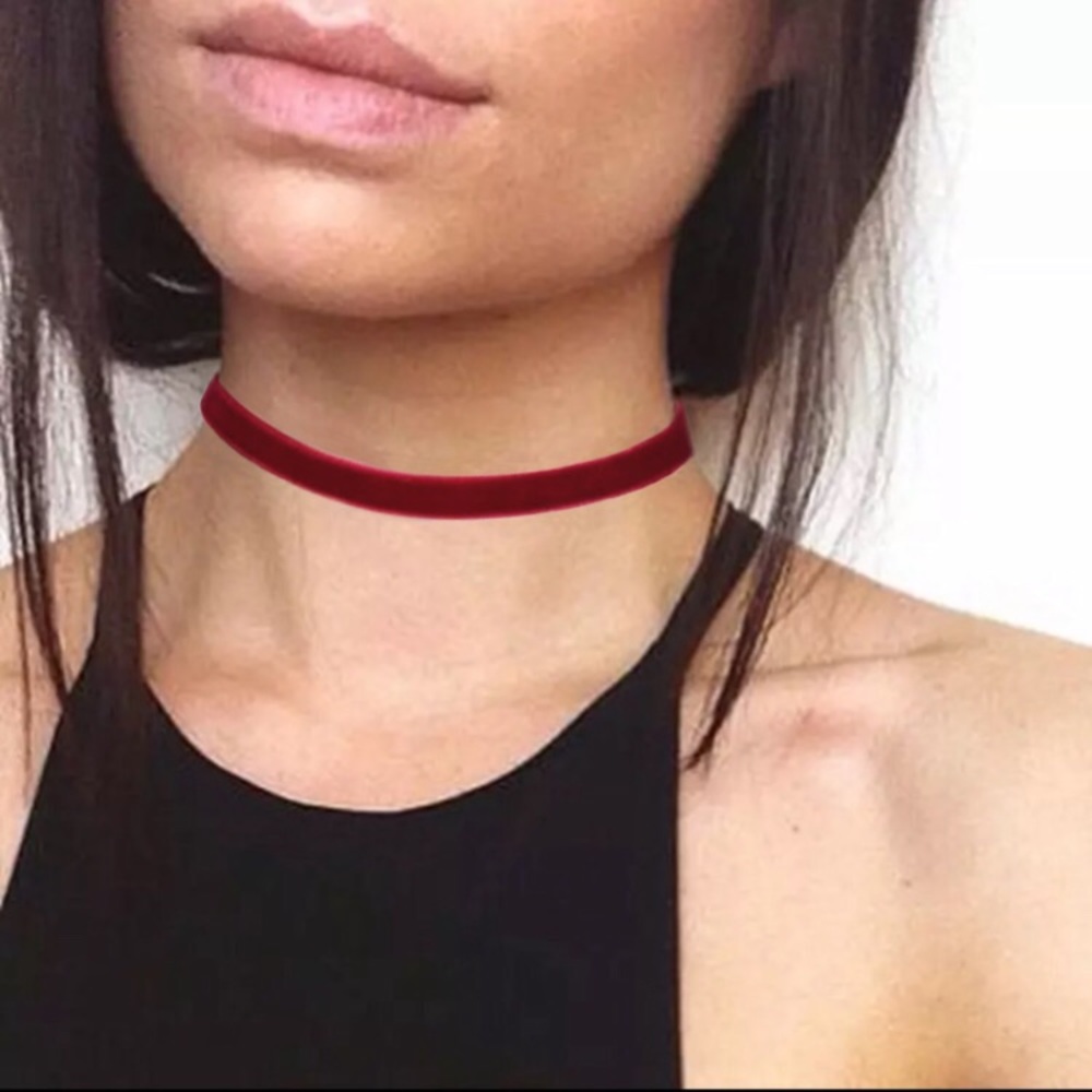 ⚜️𝟯𝟬%𝗢𝗙𝗙 𝗯𝘂𝗻𝗱𝗹𝗲𝘀 𝟯+⚜️ NEW Burgundy Velvet Simple Choker